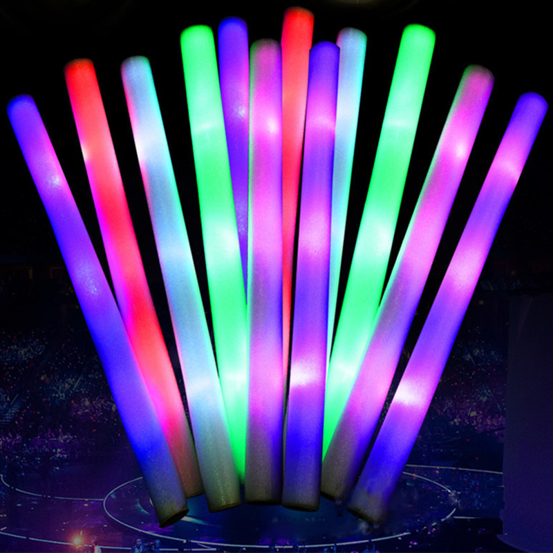 30個入り パーティーデコレーション LED カラフルフォー - Flashing Led Foam Sticks Party のレビューと価格